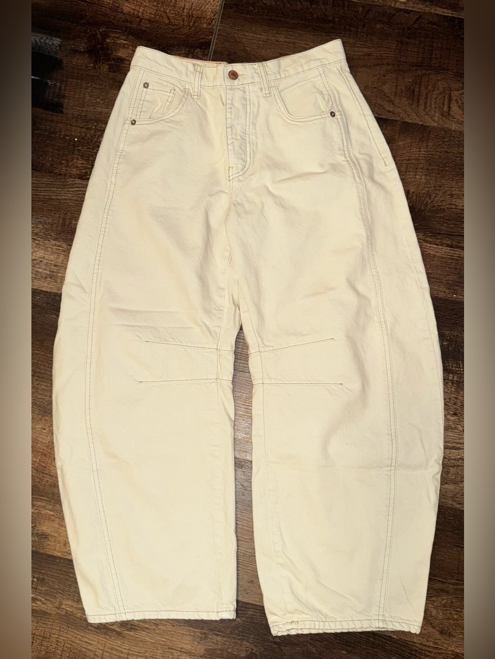 We The Free Good Luck Barrel Jeans EUC